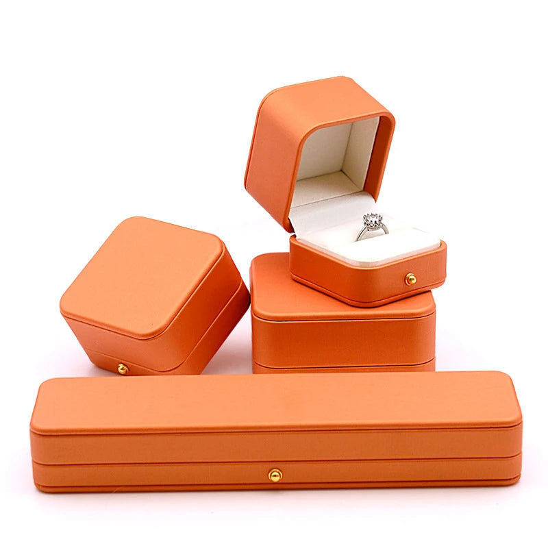 High Quality Pu Leather Jewelry Packaging Gift Box Proposal Ring Box Brooch Earring Display Box Necklace Collection Box