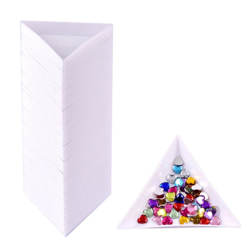 Wholesale 100Pcs/lot Plastic Triangle Jewelry Sorting Tray Gemstone Collection Storage Beads Crystal Nail Art Tool Tray