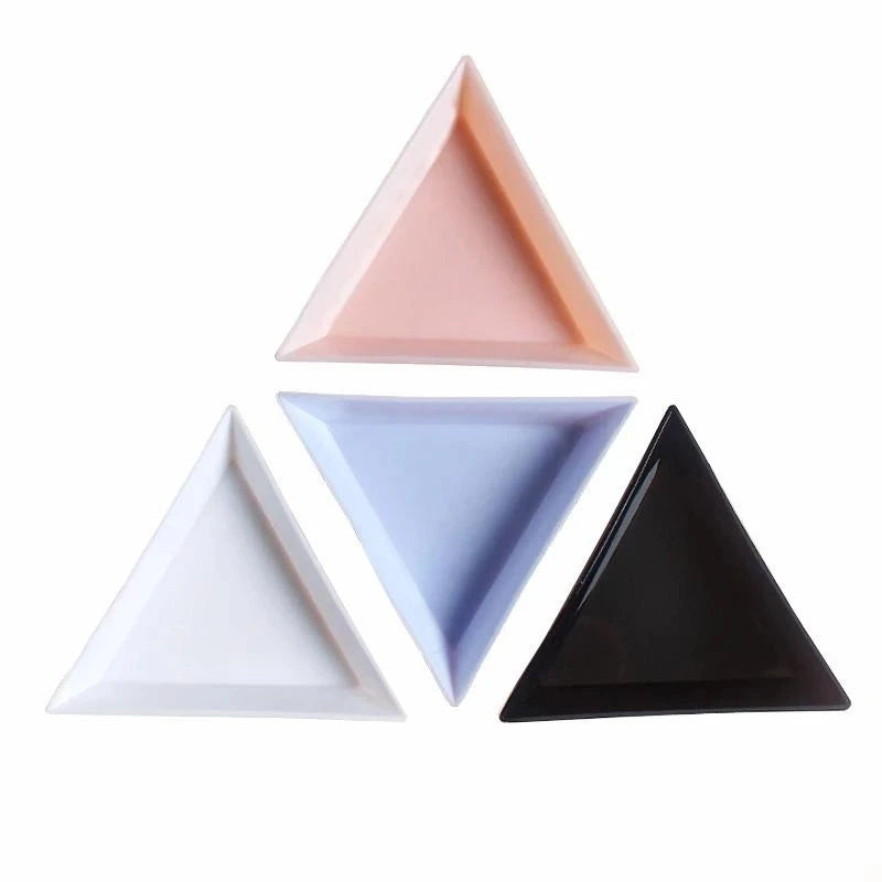 Wholesale 100Pcs/lot Plastic Triangle Jewelry Sorting Tray Gemstone Collection Storage Beads Crystal Nail Art Tool Tray