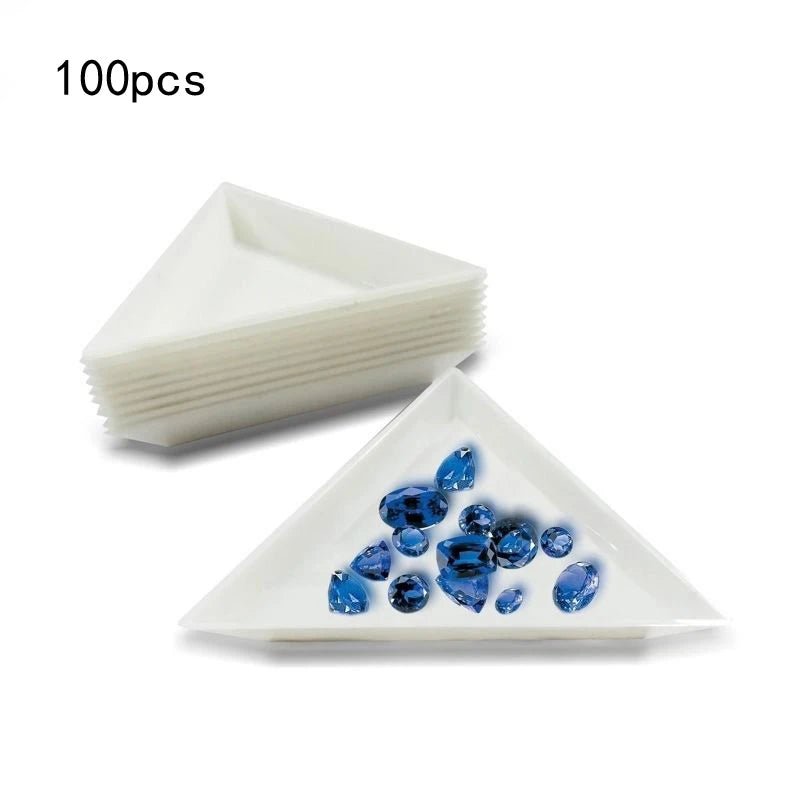 Wholesale 100Pcs/lot Plastic Triangle Jewelry Sorting Tray Gemstone Collection Storage Beads Crystal Nail Art Tool Tray
