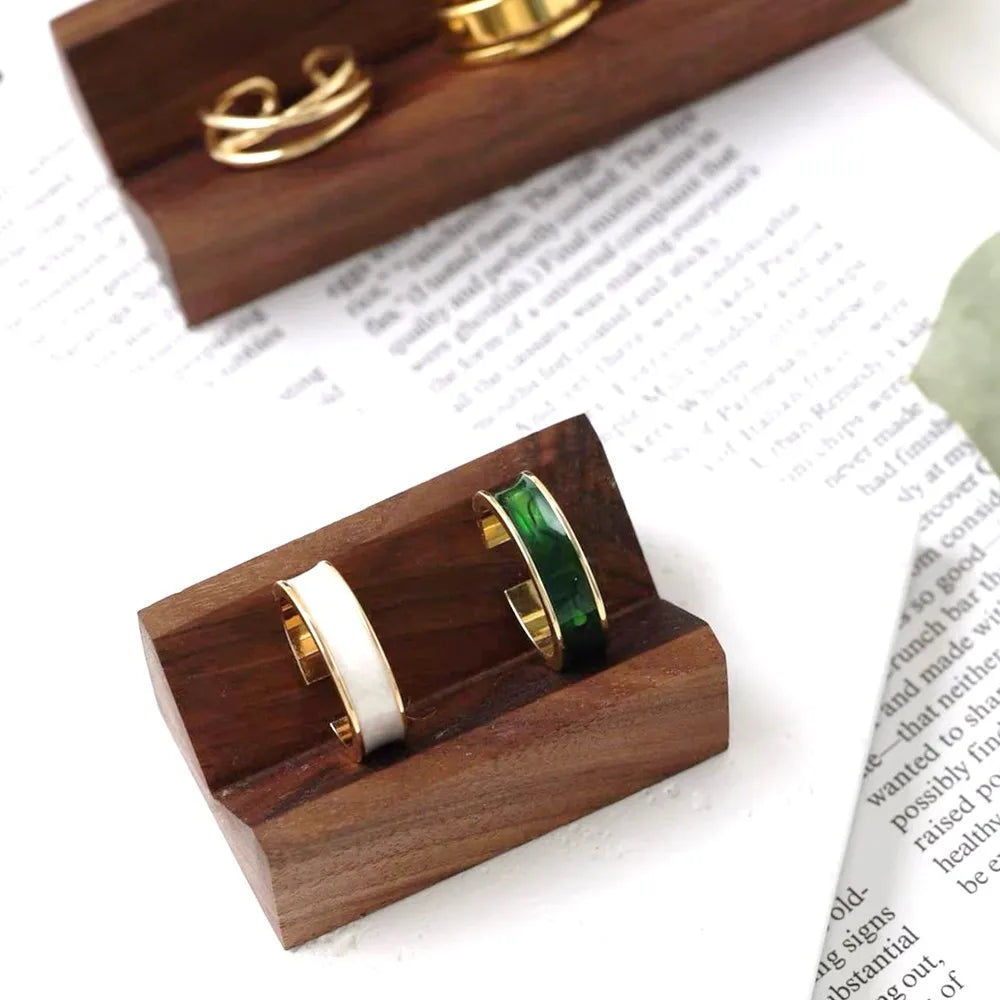 Walnut V-Groove Ring Display Rack Earring Ring Storage Base Jewelry Shooting Props Rings Organizer Multi Size Available