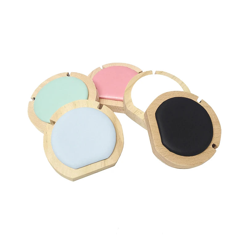 Round Delicate Wooden Pu Leather Display Stand Fashion Necklace Pendant Jewelry Organizer Holder